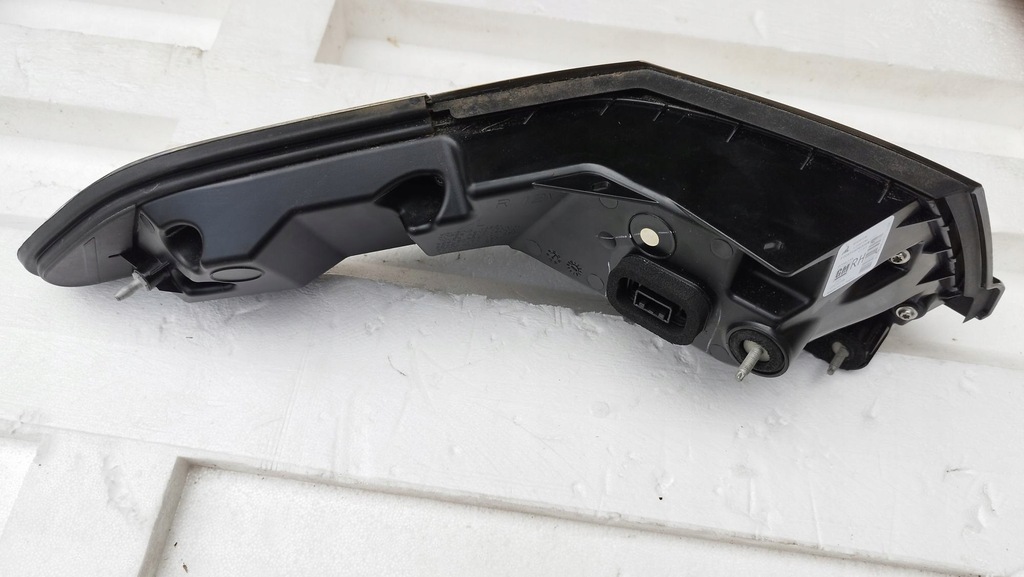 фото №7, Opel ampera 12- лампа правая задняя задняя led 23170358