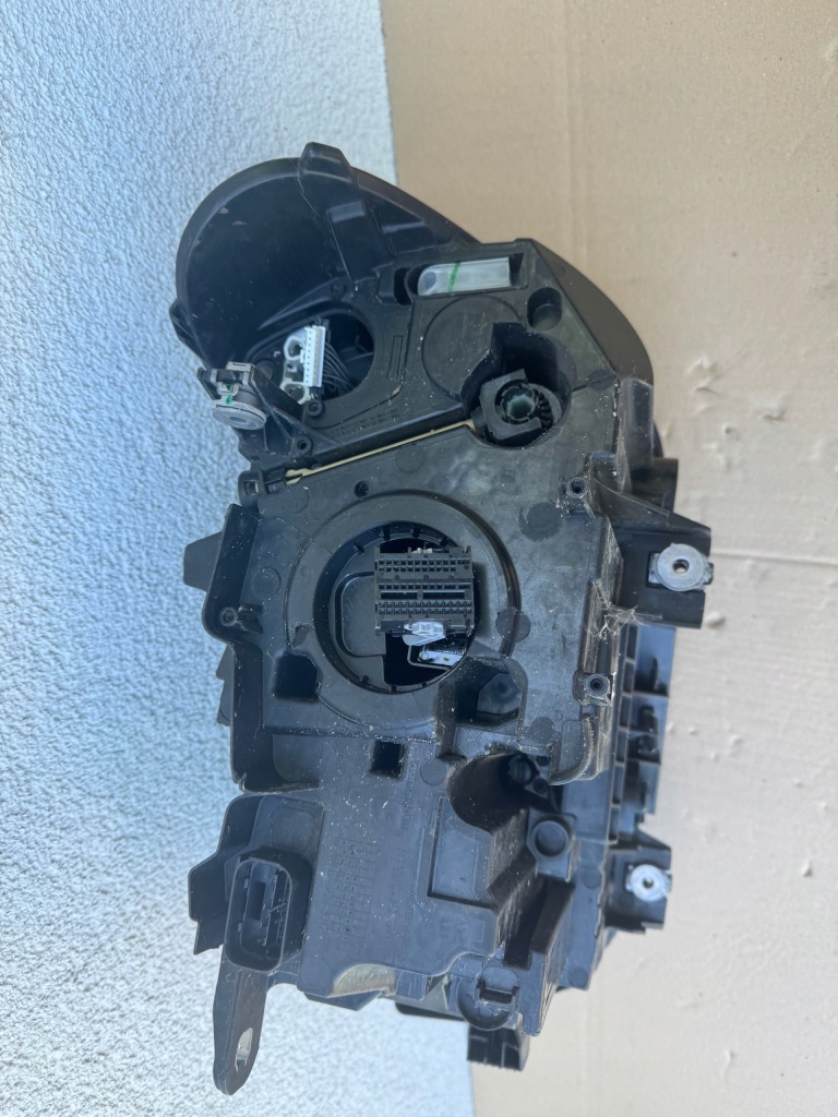 Bmw x1 f48 рестайлинг  led - фара правый  правый перед передняя 90178480zm02 Киев