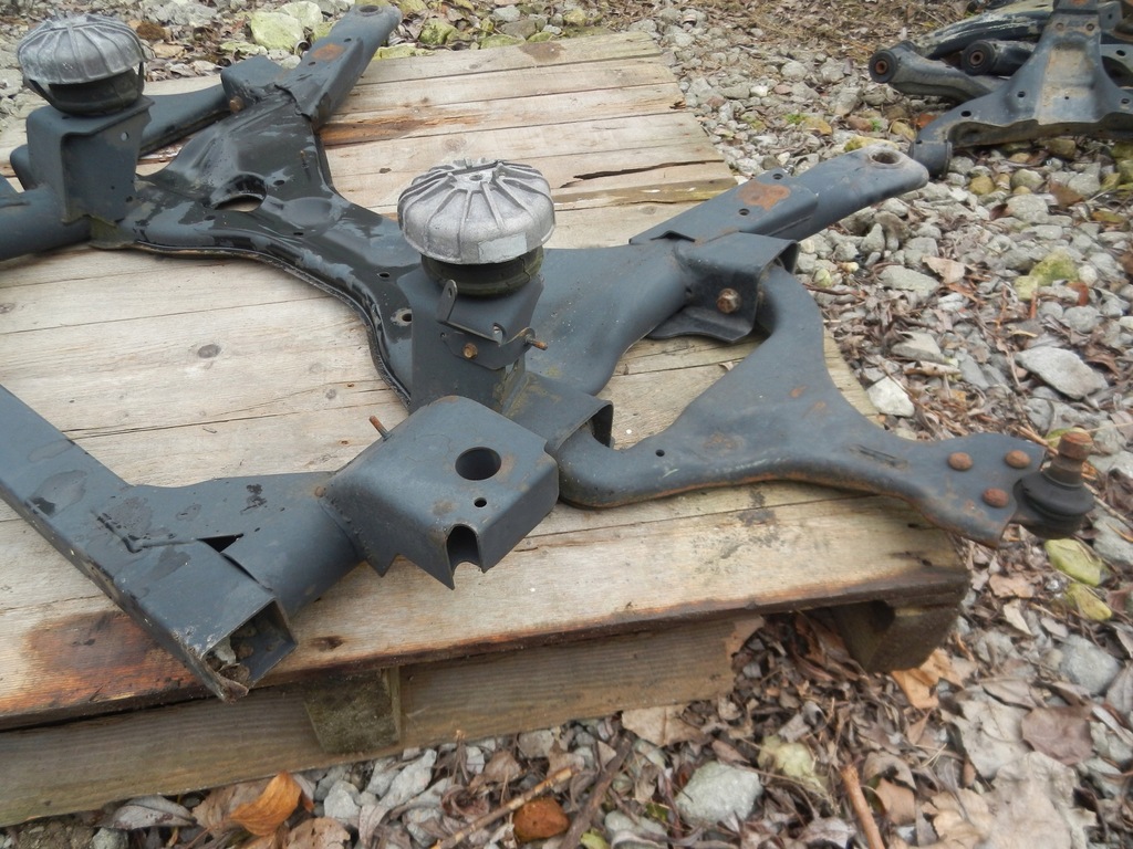 фото №5, Підрамник поперечина важелі mercedes vito 639 w639