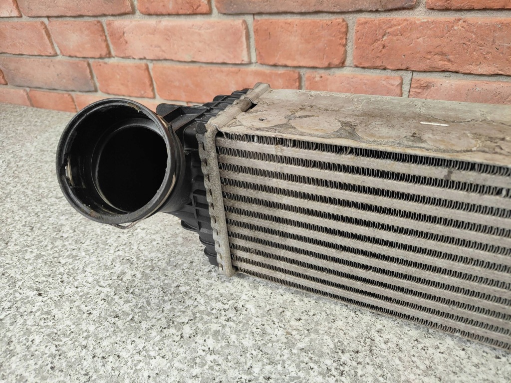 Радиатор интеркулер bmw 3.0d 30dx 40dx 28ix 35ix 40ix 7809321 Киев