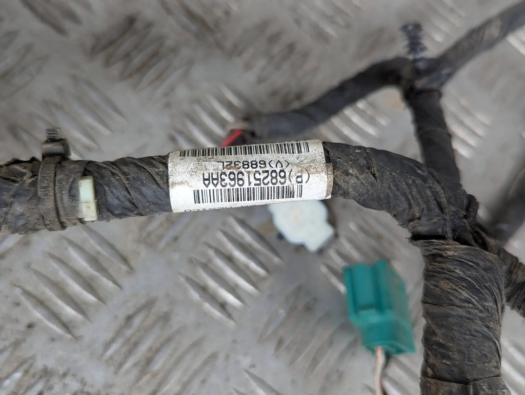 фото №10, Jeep cherokee kl 2013-2018 джгут датчики pdc 6xpdc задня