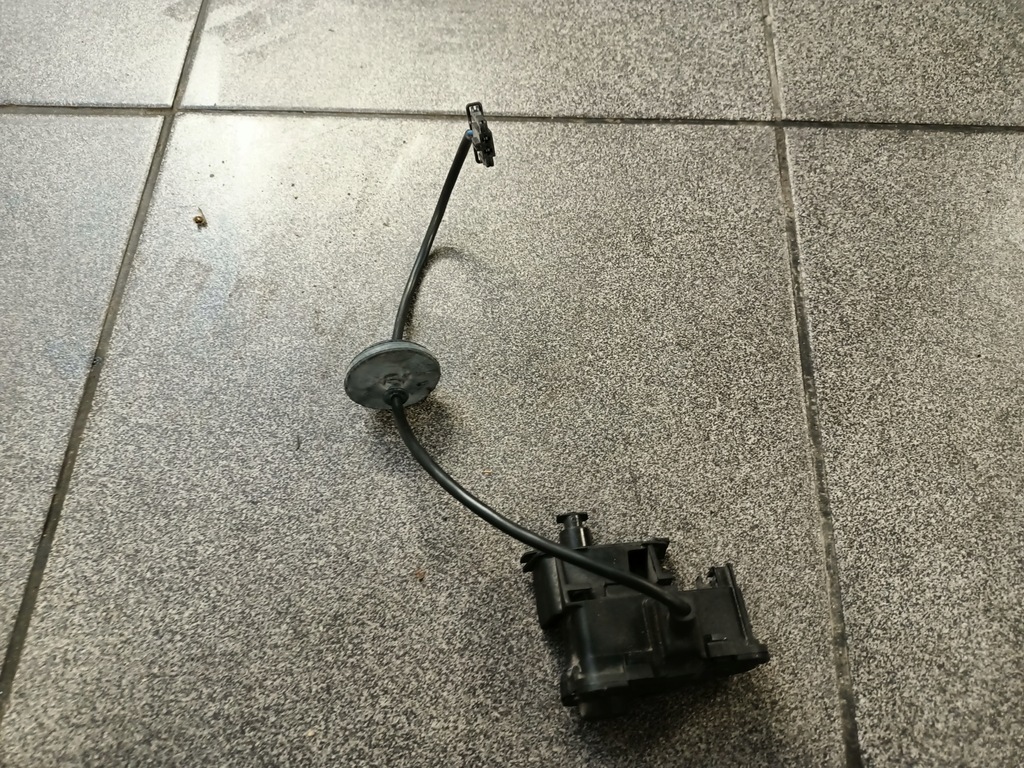 фото №1, Vw / audi - привод крышка заливной топлива