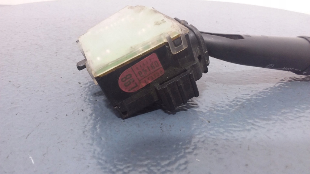 фото №5, Toyota avensis t25 переключатель рычаг дворник 84652-05160