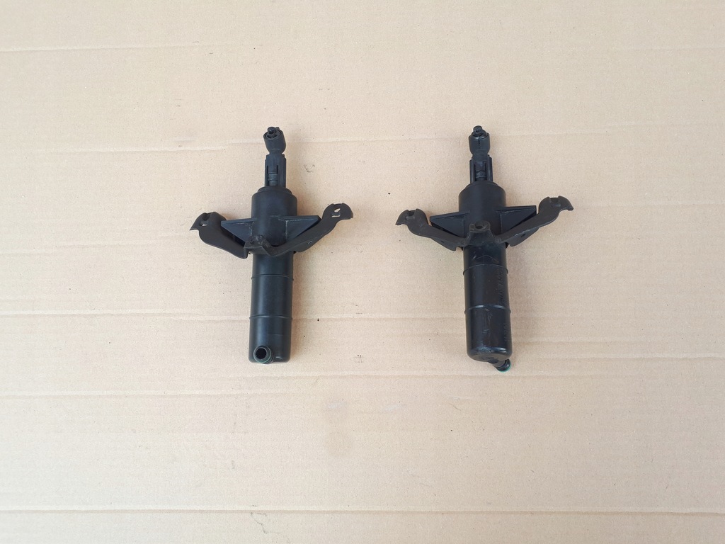 фото №1, Омыватель лампы правый mercedes x204 glk