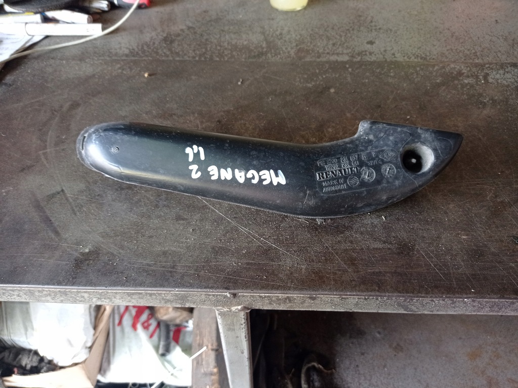 фото №1, Megane ii scenic ii - воздухозаборник 8200231857d