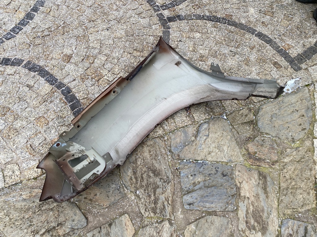 фото №13, Dacia duster i крыло правый перед оригинал