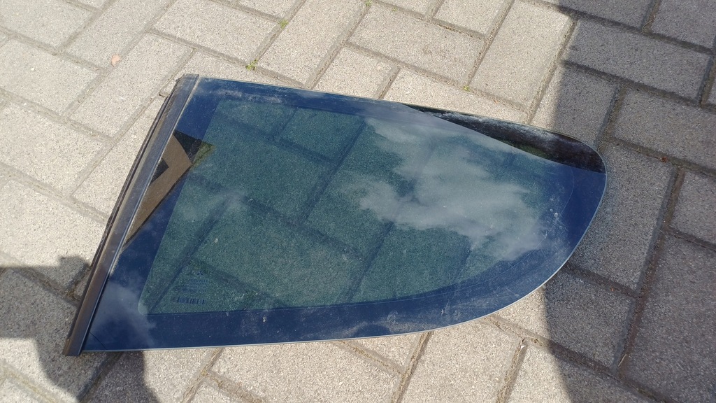 фото №1, Mitsubishi colt 04-12 3d стекло левая задняя задняя 10 r