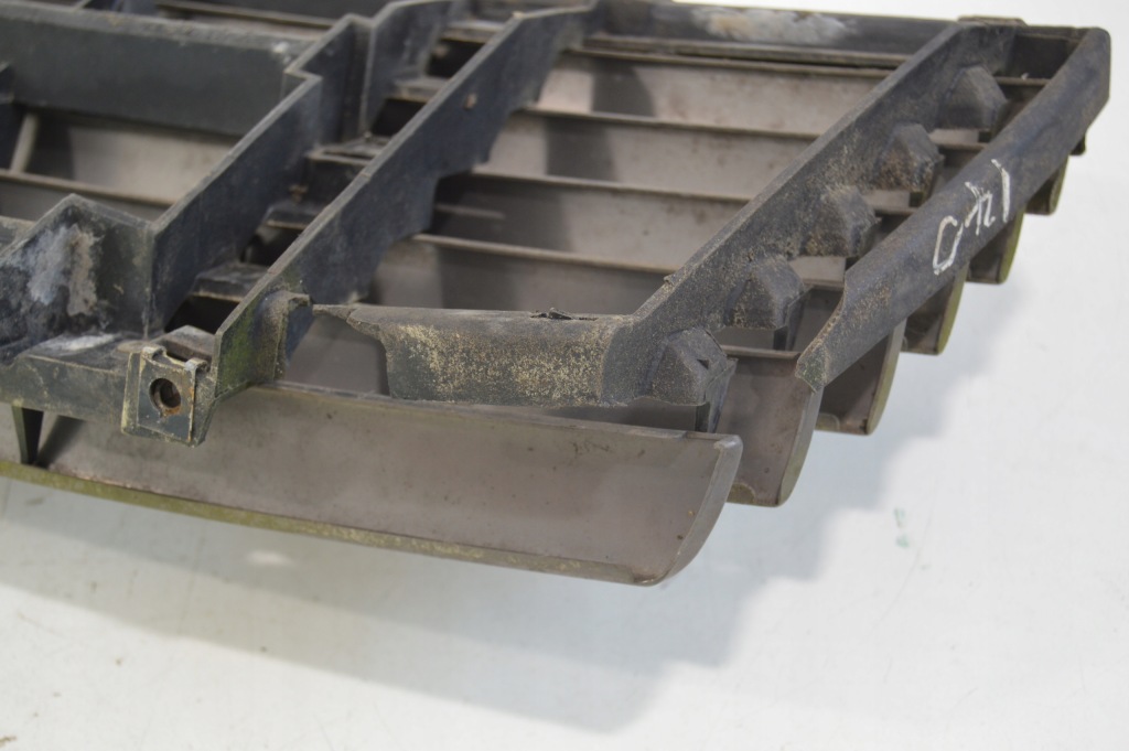 Решітка радіатора решітка радіатора радіатора mercedes w140 s klasa купе c140 cl 1408880060 Київ