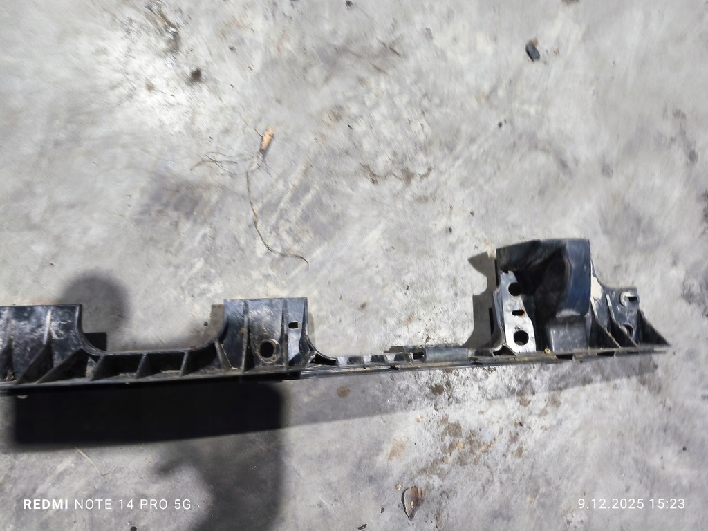 фото №10, Transporter t5 lift 09-15 балка бампера задняя направляющая бампера kpl