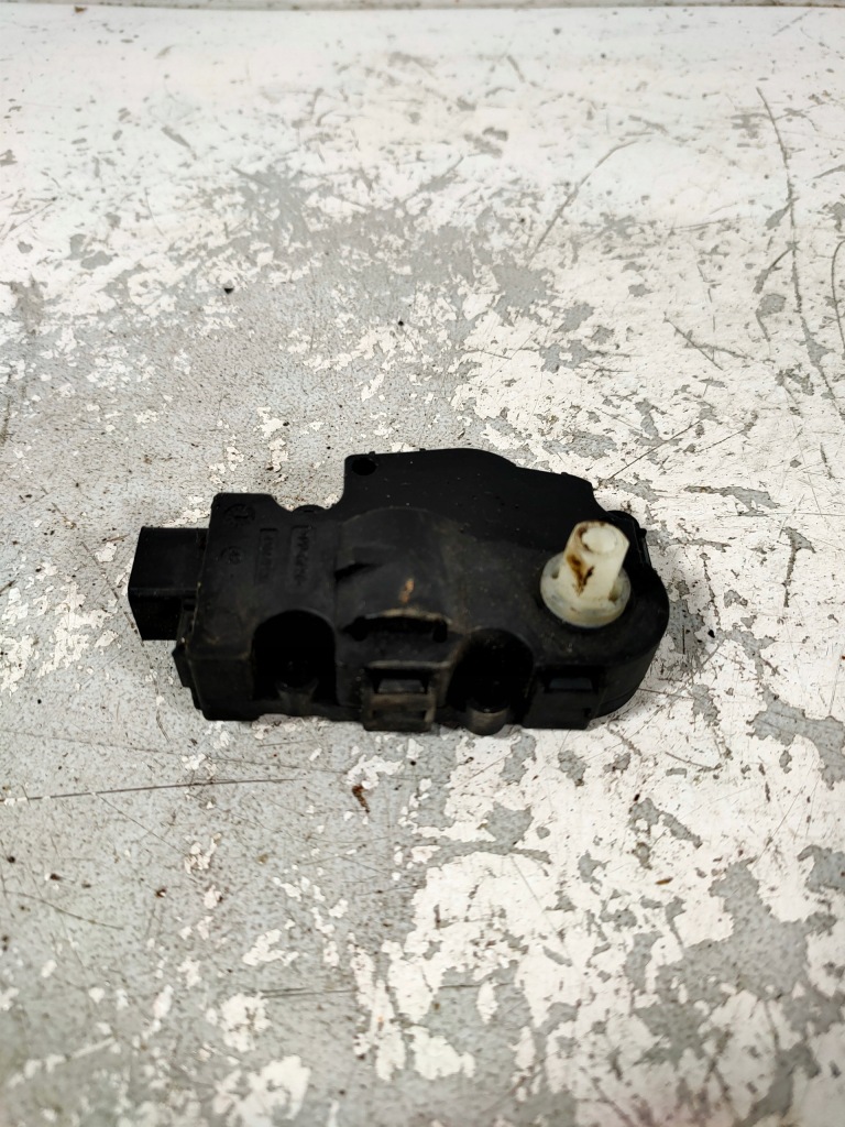 Купить Моторчик отопителя 410475520 mercedes r-klasa