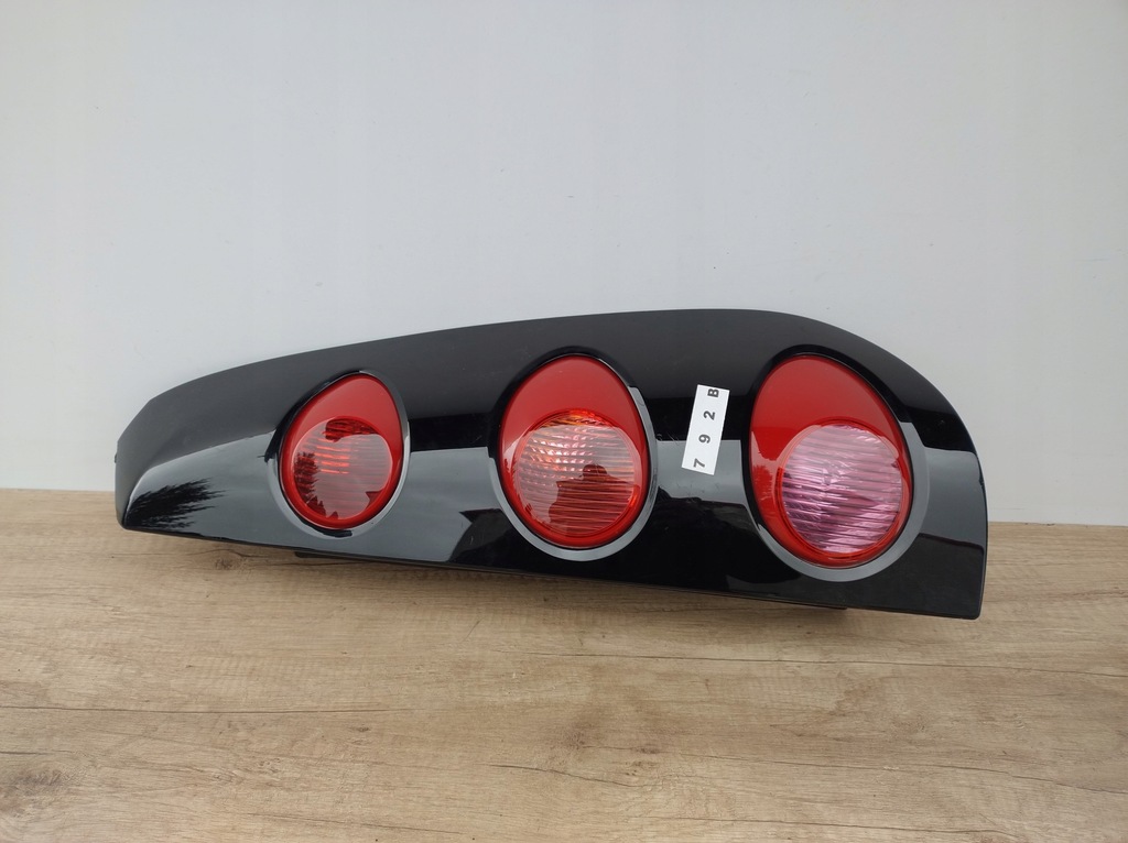 фото №1, Smart forfour 454 права лампа задня + вкладиш оригінал