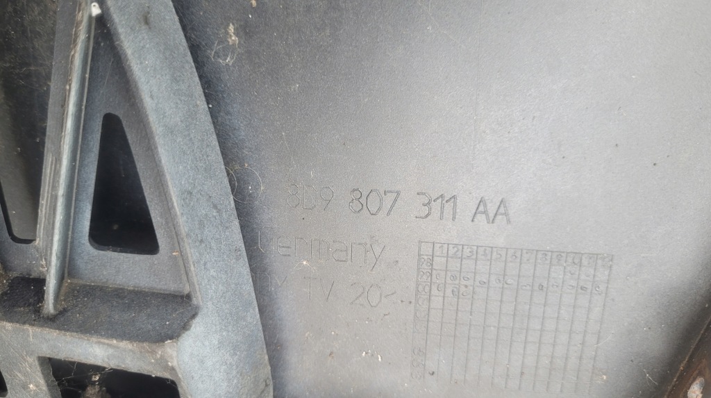 фото №16, Audi a4 b5 kombi lift бампер задня задній / 428