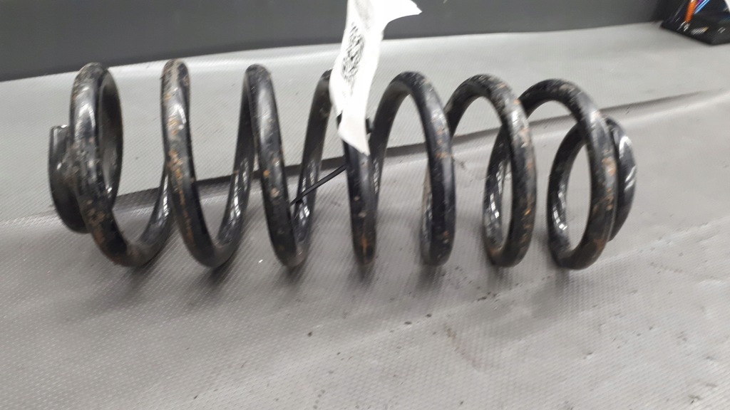 фото №1, Пружина перед audi a8 d2