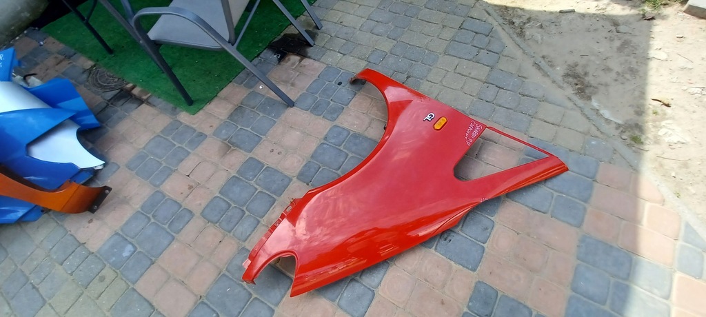 фото №14, Крыло правый vw.sharan красный