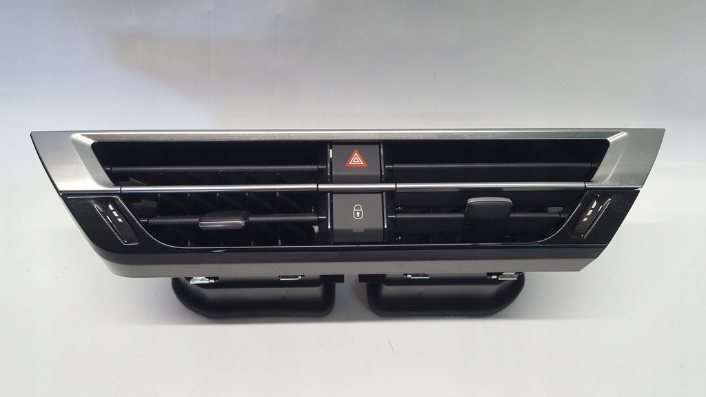 фото №1, Citroen c4 iii решётка панель обдув 98356482dx