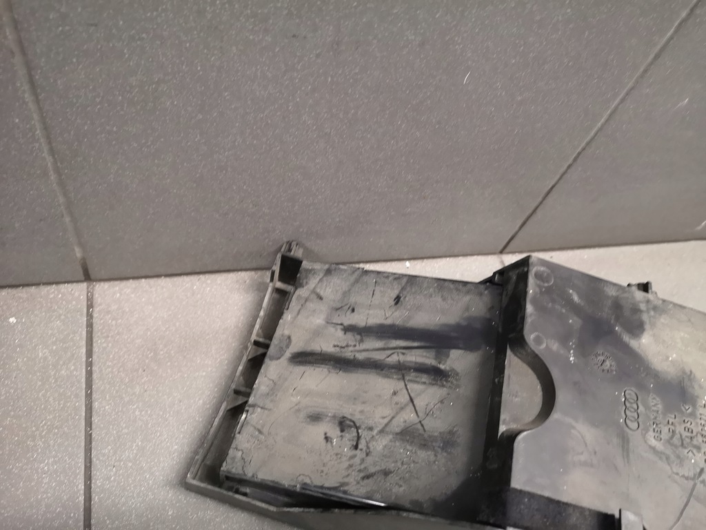 фото №5, Бардачок сидіння водія audi a6 c5 4b0882621l