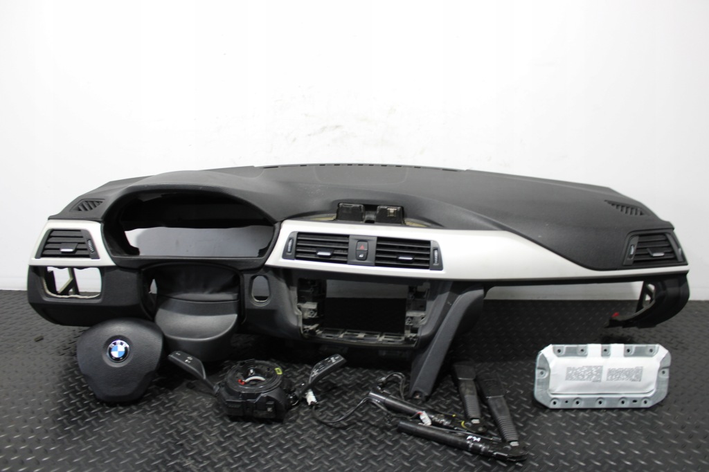 фото №1, Приборная панель консоль подушка безопасности подушки безопасности bmw 3 f30 f31 lift