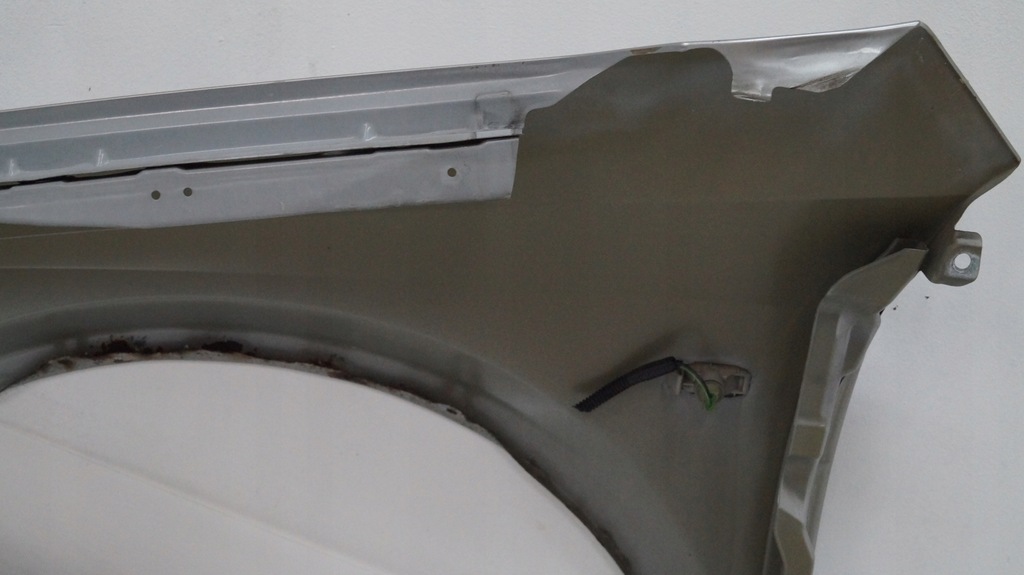 фото №11, Крила передній правий nissan primera p12 ky0g