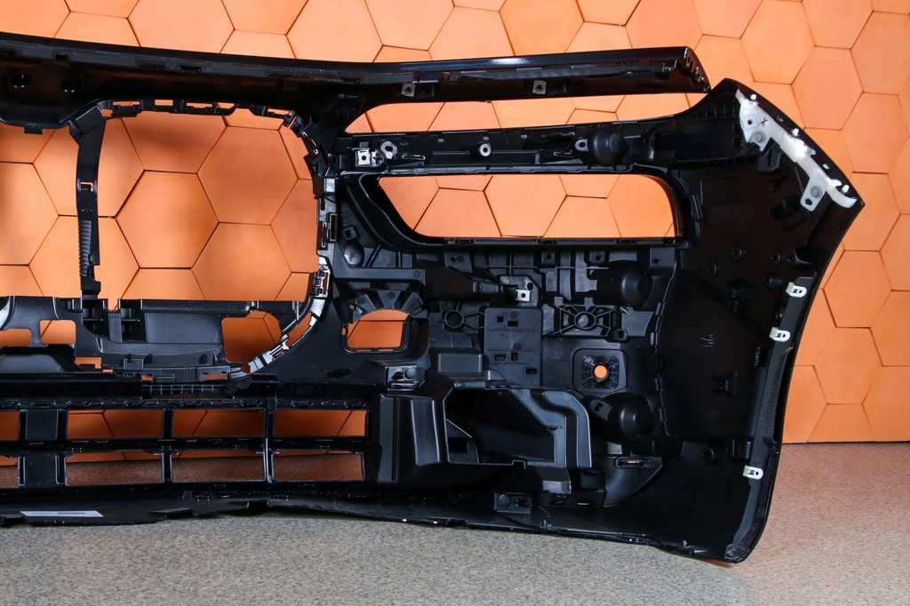 фото №8, Bmw 7 g70 i7 бампер перед передний цвет 475