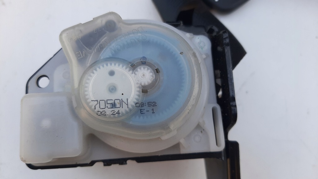 фото №5, Pas безпеки лівий задня mazda rx-8 rx8