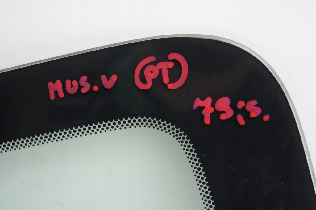 фото №4, Стекло правая задняя кузовная mustang v lift 2012