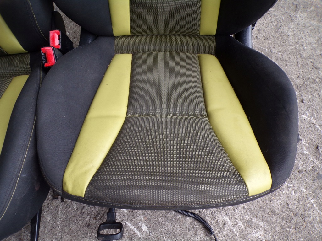 фото №5, Сидіння заднє сидіння комплект audi a1 8x 3 двері 3d