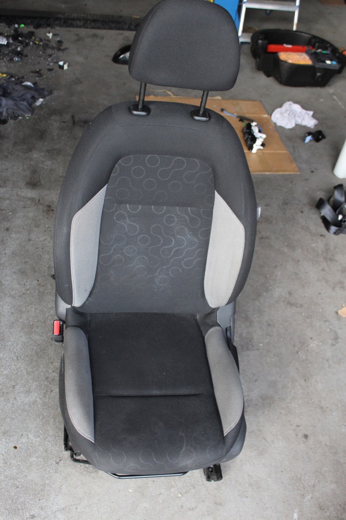 фото №1, Citroen c3 picasso сиденье водителя europa