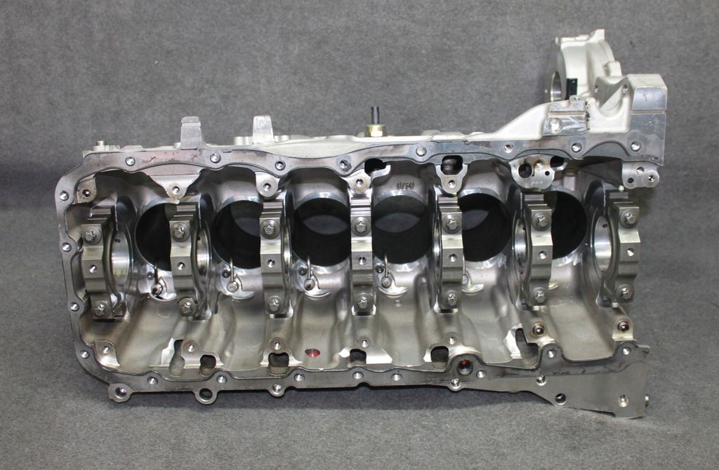 фото №9, Bmw g20 g30 g11 g01 g05 g07 3.0d 4.0d b57d30a/b блок двигуна - mild hybrid