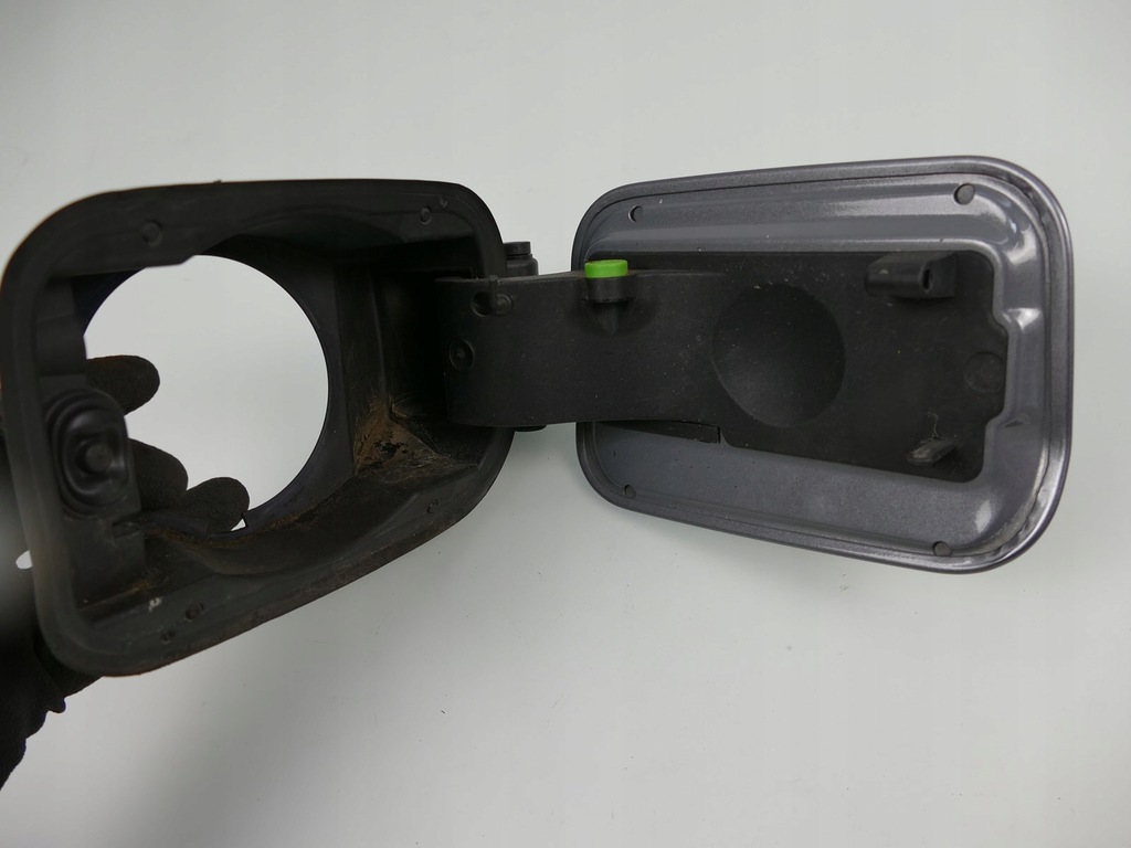 фото №9, Bmw e60 lift кришка заливної пального a52