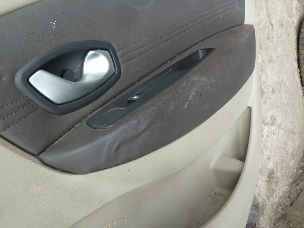 фото №8, Scenic iii 09-16 обивка обшивка дверь eur шторка