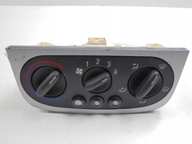 фото №11, Opel combo c 03-11 панель управление обдув 90535093