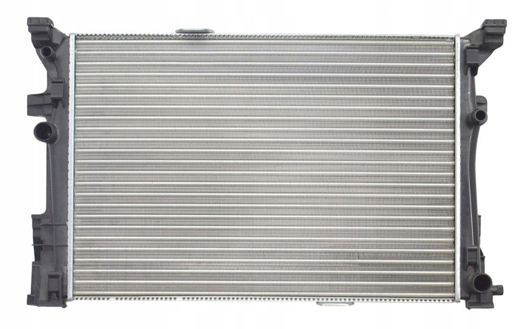 фото №1, Радиатор mercedes gla klasse x156 2013- автоматическая коробка передач