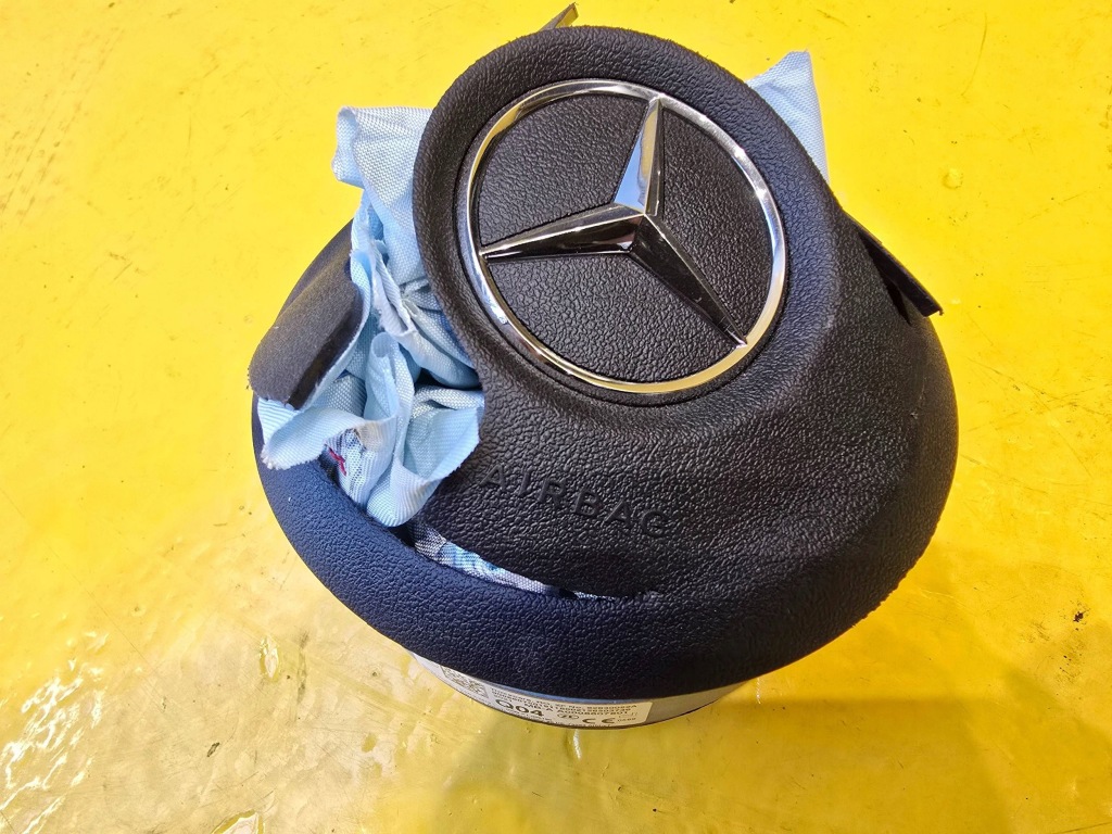 фото №10, Mercedes-benz eqc w293 n293 панель приладів консоль air bag wystrzł сірі