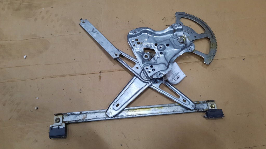 фото №1, Підйомник скло правий перед toyota avensis 03r