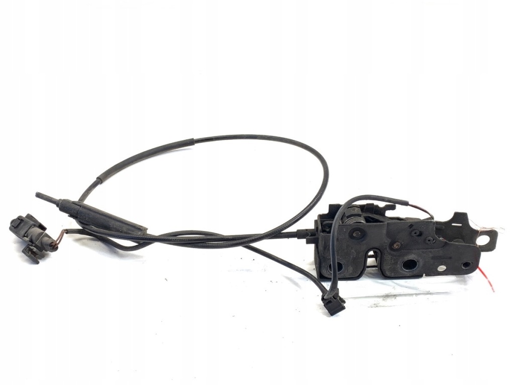 фото №1, Замок капот перед audi a3 8p хетчбек 8p0823509d 03-13