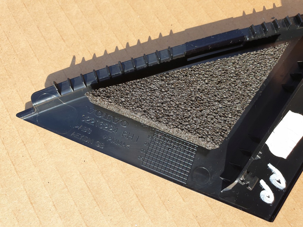 фото №6, Заглушка треугольник зеркало дверь правая volvo xc40