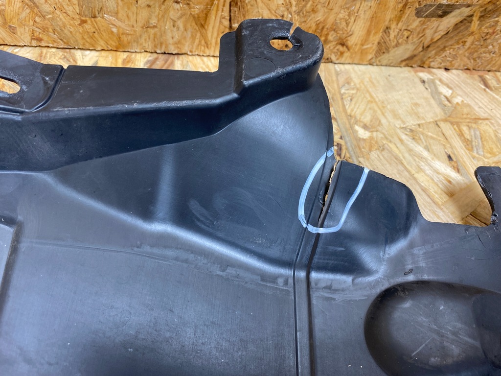 фото №14, Накладка захист поперечина передній audi a6 c8 4k0807081 2018-