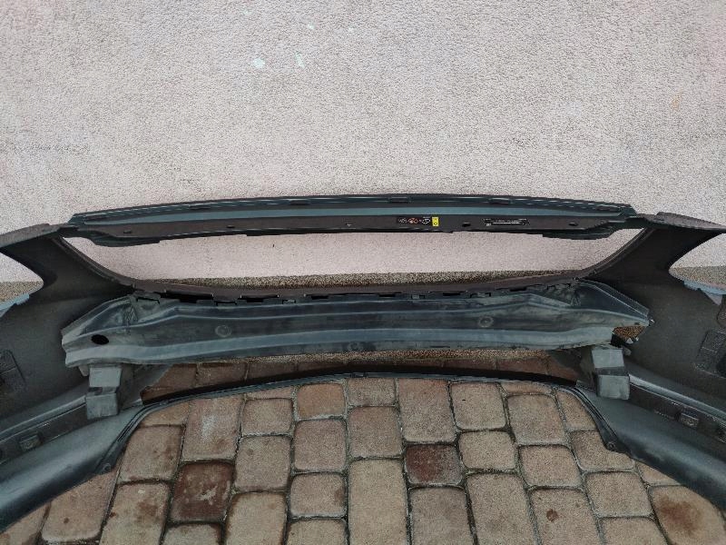 Volvo xc60 1 рестайлинг  13- 31323765 бампер передний перед pdc + sprysk абсорбер в Украине