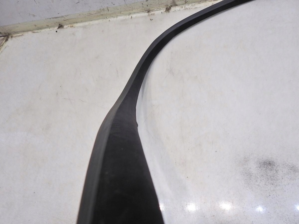 фото №5, Прокладка дверь правый перед volvo v70 iii