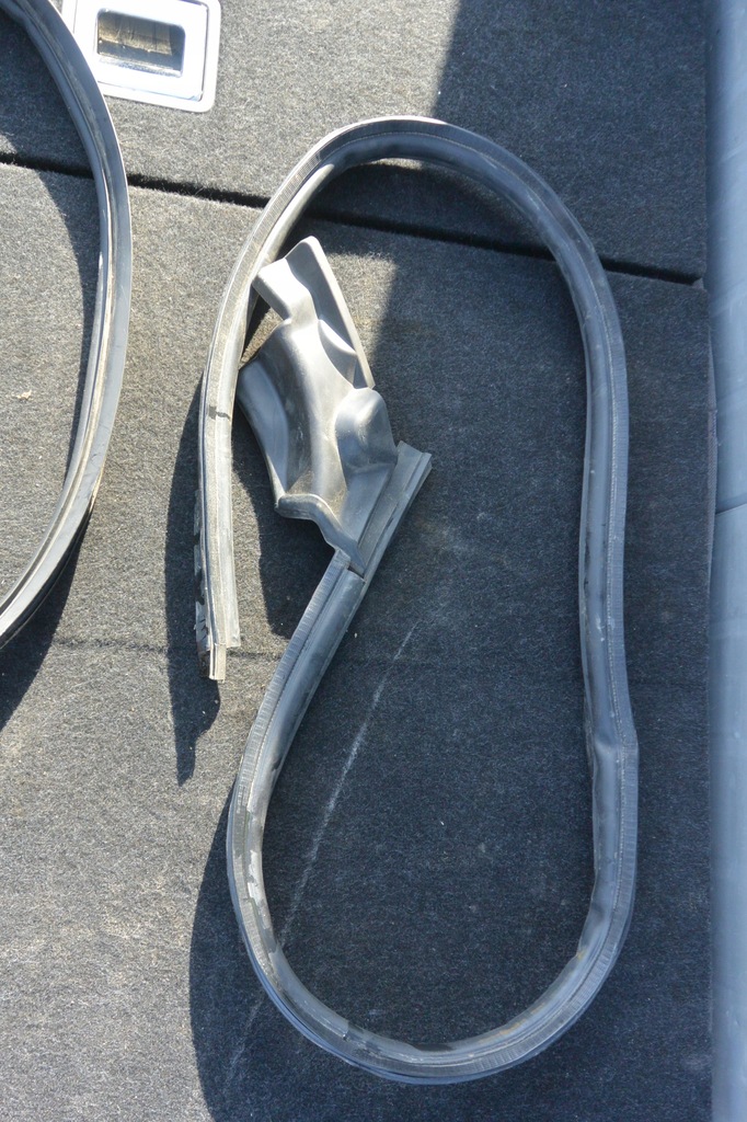 фото №5, Прокладка крыша правая левая kpl dacia renault duster ii