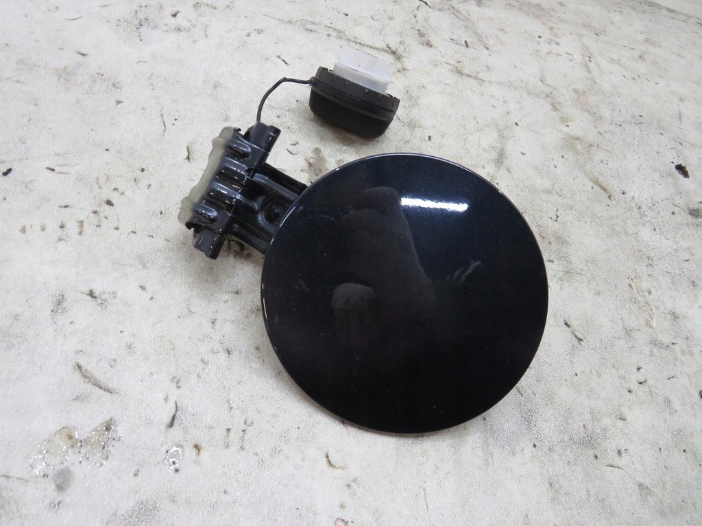 фото №1, Крышка заливной топлива hb auris ii