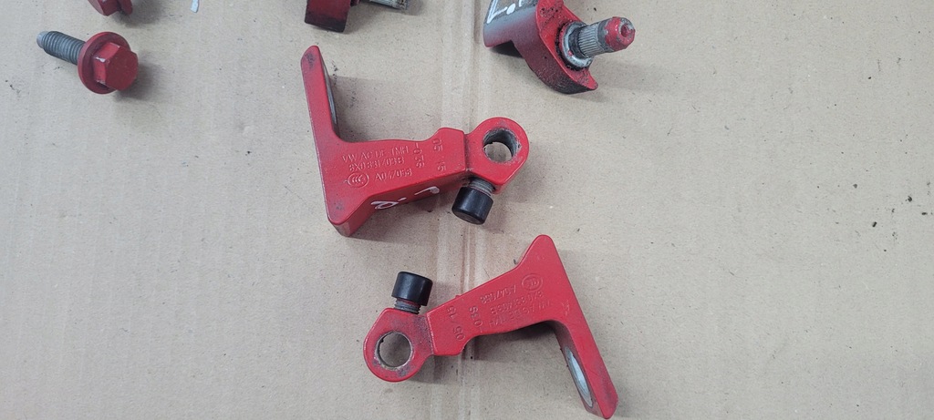 фото №8, A3 8v s3 петля петли дверь левая левый перед sedan lz3m