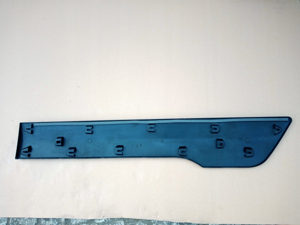 фото №5, Ford tourneo connect mk2 правая молдинг дверь задняя