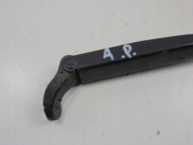 Mercedes a w168 важіль двірники перед праве a160 168033 Ціна