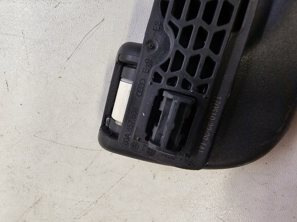 фото №5, Ручка потолочный audi q3 f3 83a q5 q7 80a857608