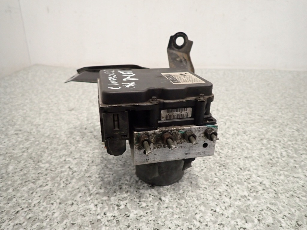 фото №4, Toyota corolla verso 2.2 дизель 07-09 насос abs