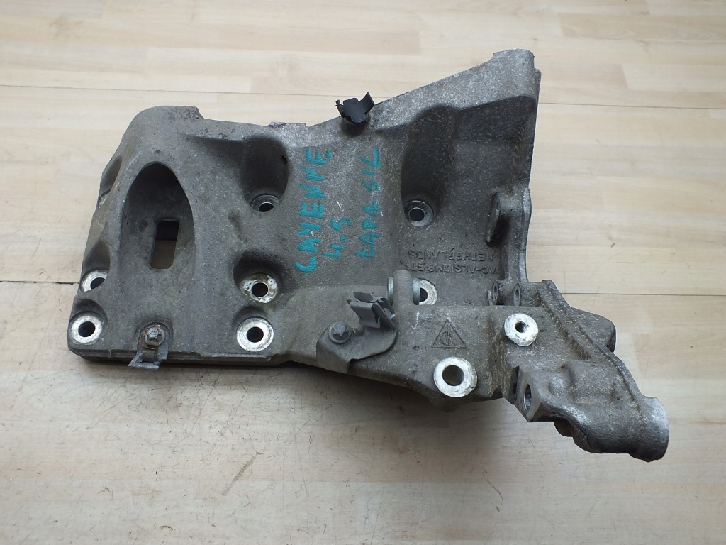 фото №1, Porsche cayenne 4.5 v8 кронштейн кронштейн двигателя