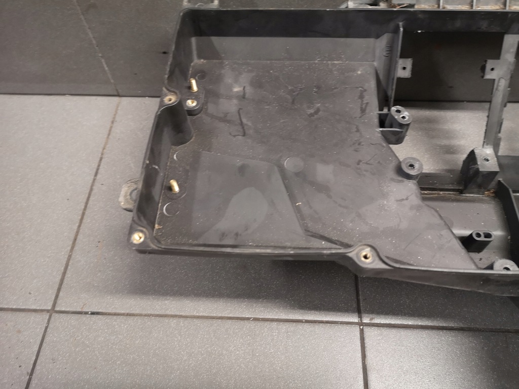 фото №5, Корпус блок управления audi a8 d2 eu 4d1937118a