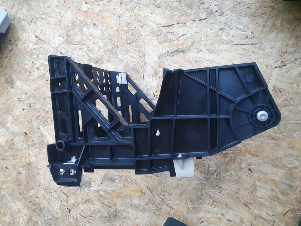 фото №3, Каркас рамка радіо консолі 3r0858005b seat exeo