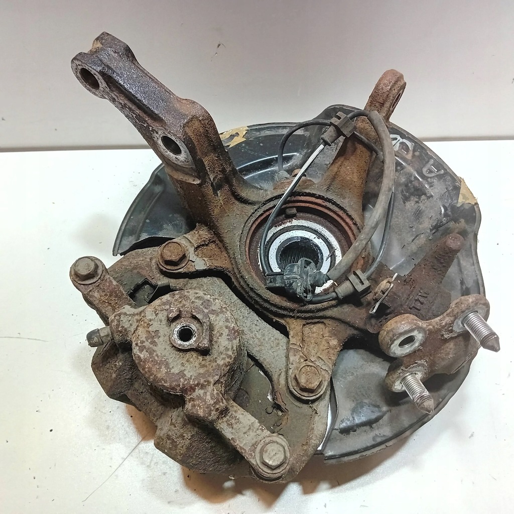 фото №9, Honda hr-v hrv ii gen. od 2015 поворотный кулак правая датчик